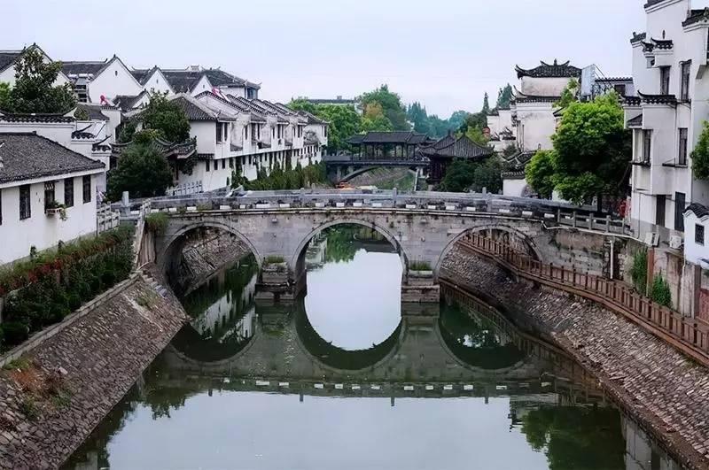 如何对待孩子的“人来疯”？